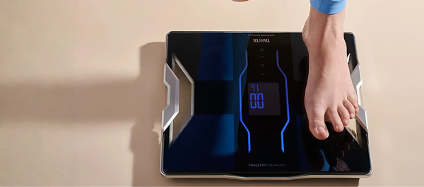 Váhy s měřením tuku