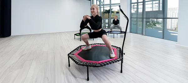 Trampolíny s madlem