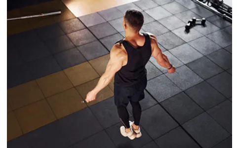 10 důvodů, proč začít skákat přes švihadlo