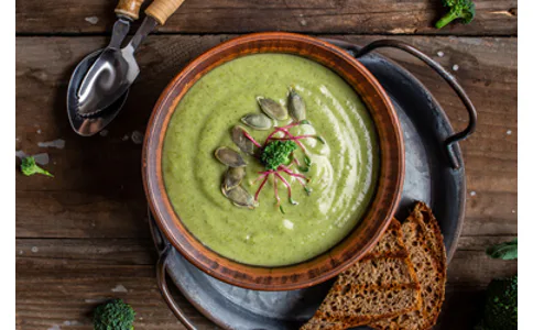 Brokolicová polévka pro chladné dny