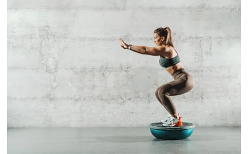 Bosu: Procvičte svou rovnováhu!