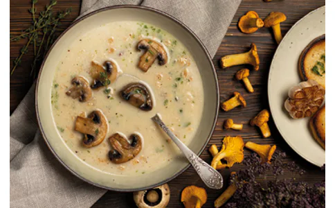 Podzimní houbová polévka