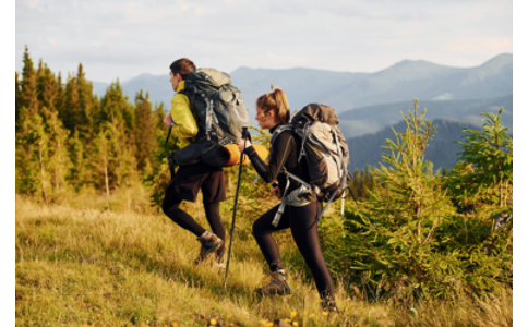 Letní sporty, které spalují nejvíc kalorií (a přitom baví)