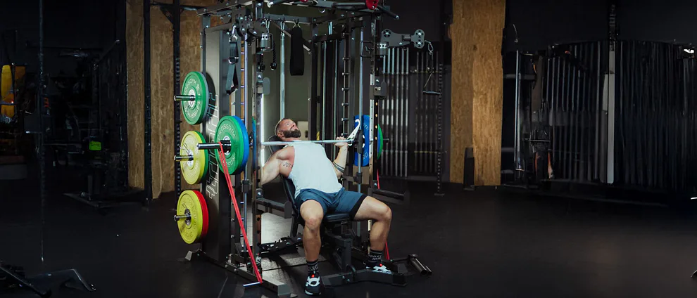 Ako vybrať posilňovacie stroje a lavice