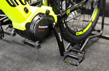 Vybíráme elektrokolo: Co je to Q-faktor a proč mu věnovat pozornost?