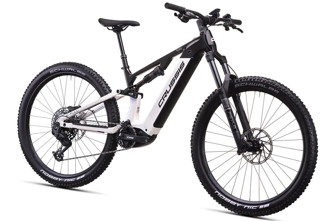 CRUSSIS e-Full 10.11-715 Wh 16" bielo-čierna 2026