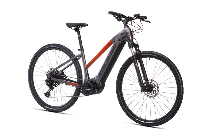 CRUSSIS e-Cross low 9.11-715 Wh 16" sivo-červená 2026